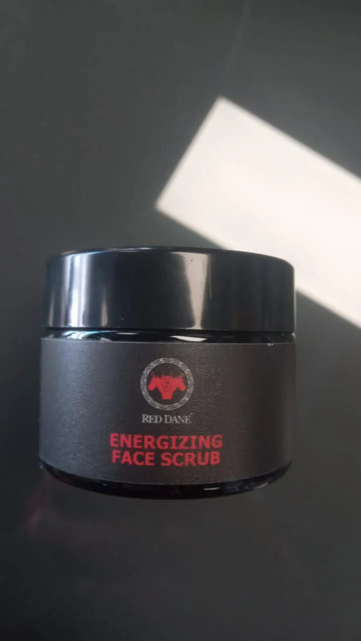 RED DANE Energizing Scrub